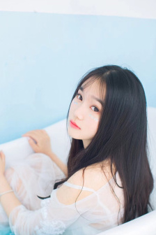 我的妹妹需要牛奶才能变聪明
